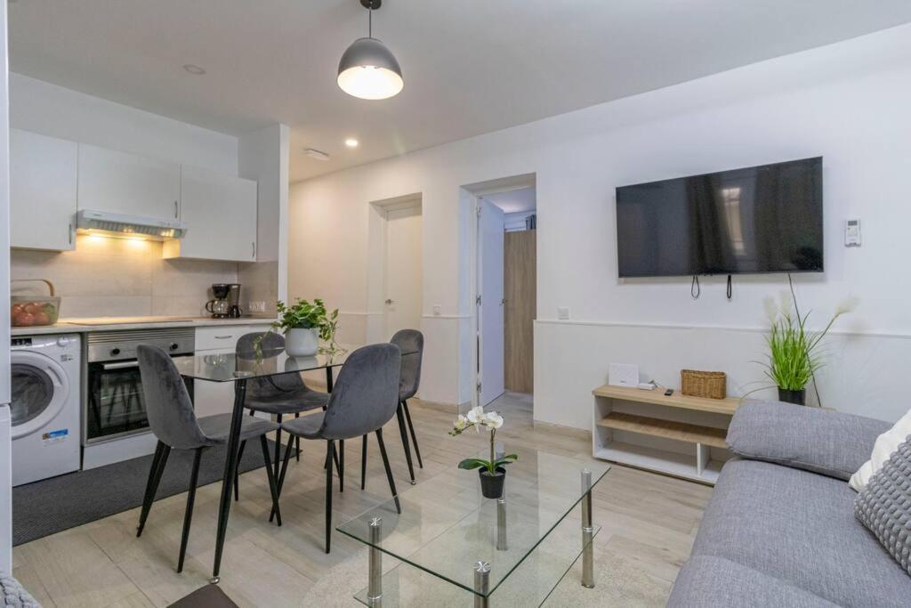 Apartment Piso Ideal Cerca Feria De